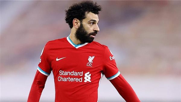 تفاصيل مثيرة..محمد صلاح يتدخل لحل أزمة حذاء طارق حامد في المنتخب
