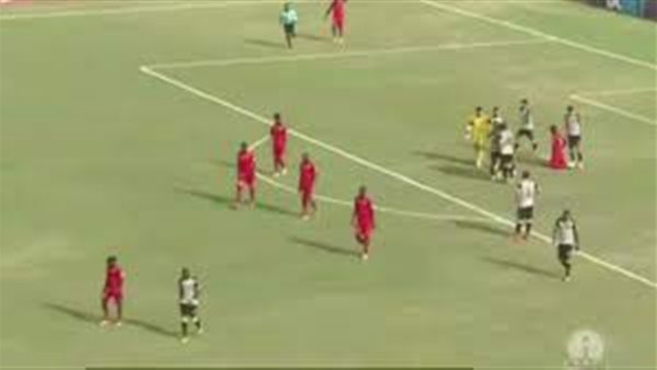 عقوبة تنتظر محمد هاني .. تفاصيل مثيرة في خناقة الشناوي مع لاعبي الأهلي بالسودان