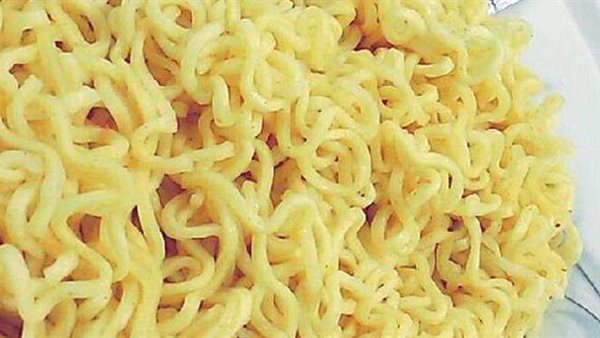 لن تتوقع ما قالته.. هيئة سلامة الغذاء تطلق تحذيرا خطيرا من الشعرية سريعة التحضير 