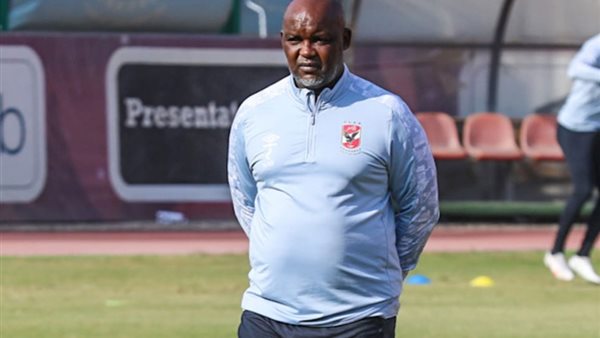 لن تتوقع..موسيماني يمنح إدارة الأهلي الضوء الأخضر لإعارة نجم الفريق 