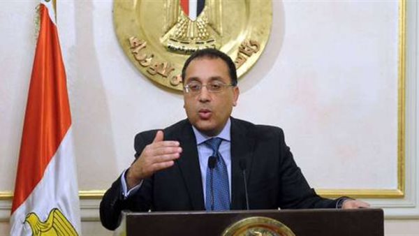 مواعيد وغرامات .. إجراءات حكومية جديدة بسبب كورونا 