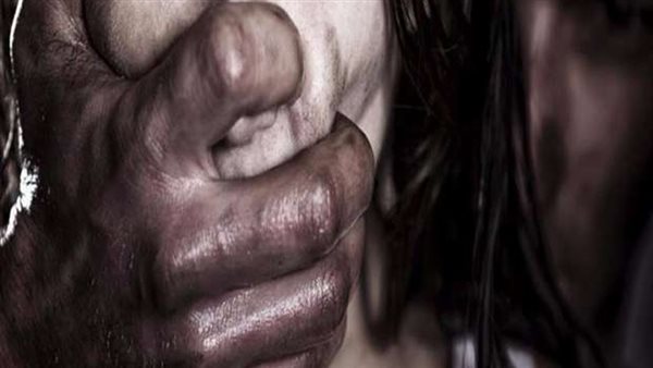 جريمة المعادي تتكرر .. تفاصيل مثيرة في تحرش شاب بطفلة ومحاولة اغتصابها 