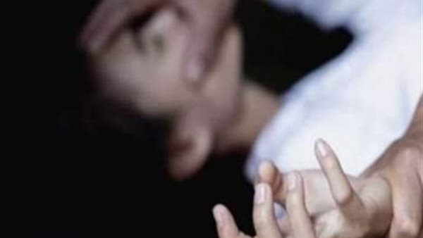 علاقة محرمة..تفاصيل مثيرة في اتفاق دجال مع عشيقته على قتل زوجها بطريقة صادمة