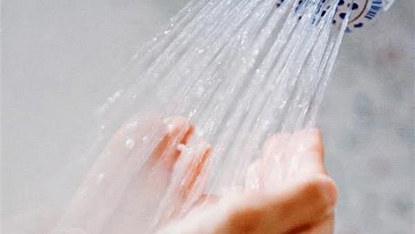 هل تلعن الملائكة الفاعل؟.. الإفتاء تحسم الجدل عن حكم تأخر الغسل من الجنابة