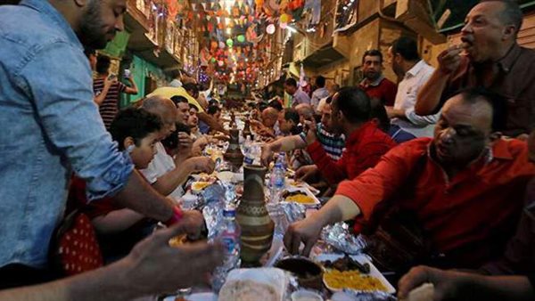 لن تتوقعها.. تحذير خطير من هذه الأطعمة والمشروبات في رمضان 