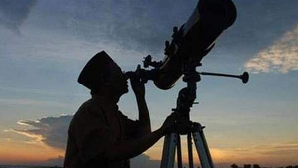 مفاجأة حول رؤية هلال رمضان..  دول عربية تعلن بداية الصيام الأربعاء