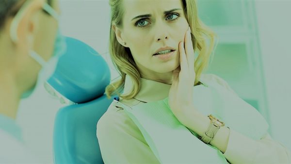 بـ5 طرق فقط.. عالج أسنانك بنفسك بدلًا من زيارة الطبيب