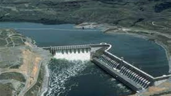 وزير الخارجية يحسم الجدل..من يمول سد النهضة؟