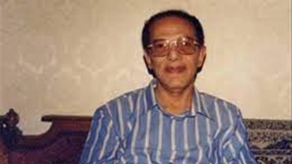 الدكتور مصطفى محمود يجيب .. كيف يخلق الله لنا معدة لتأكل ثم يأمرنا بالصوم؟ 