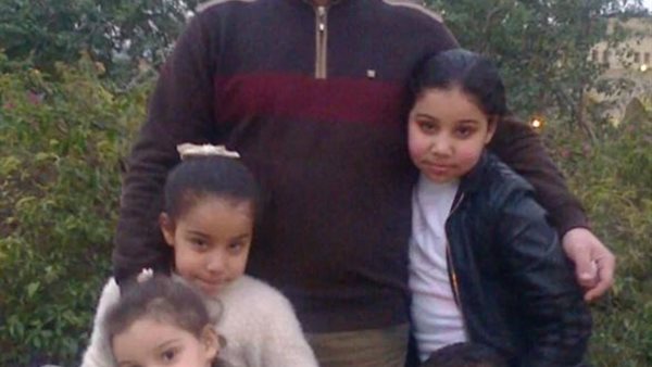 حسن الخاتمة..وفاة شاب في صلاة التراويح بالخصوص | شاهد