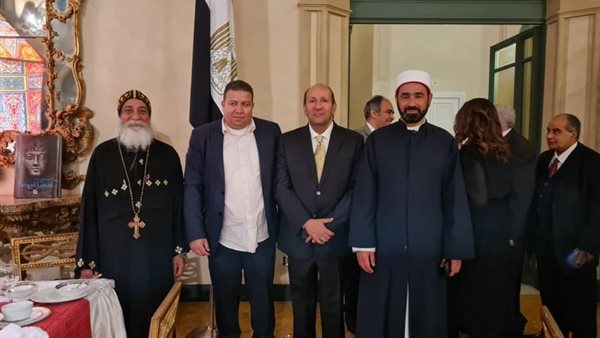 الجالية المصرية في إيطاليا تجدد دعمها للدولة المصرية في حفل إفطار السفارة المصرية بروما