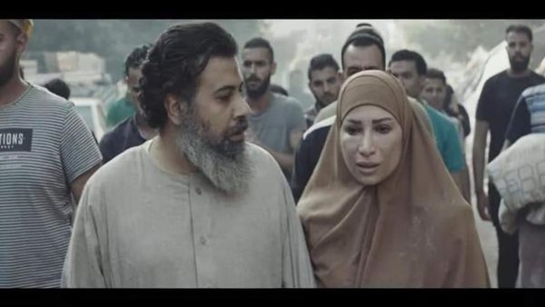 هظهر تاني وأنا أم أحمد داش..صاحبة دور أشهر سيدة في فض رابعة تروي التفاصيل | شاهد