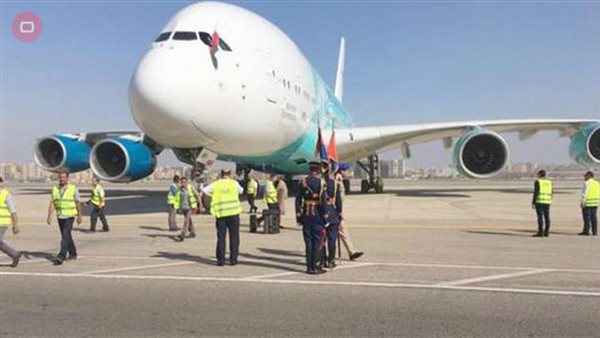 لهذا السبب.. طائرة تقلع من مطار القاهرة على متنها راكبة واحدة