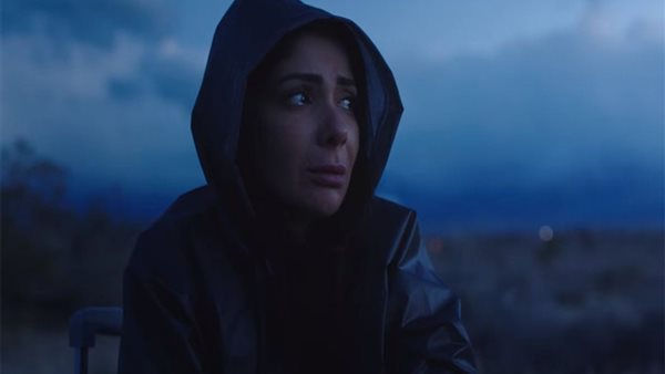 الأحداث تتشابك..تعرف على مصير ابن منى زكي في مسلسل لعبة نيوتن