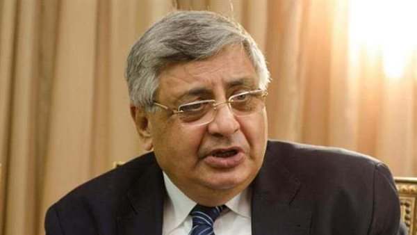 حياة المواطنين أهم.. مستشار الرئيس يكشف حقيقة فرض حظر التجوال بعد زيادة إصابات كورونا | فيديو