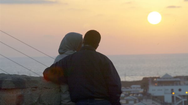 أنا بأمس الحاجة له..زوجي يخونني مع صديقتي فماذا أفعل ؟