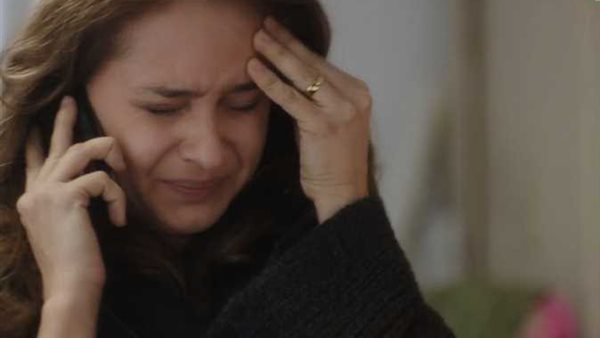 انهارت من البكاء.. نيللي كريم تكشف عن أكثر لحظة كسرتها في حياتها | فيديو