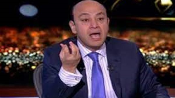 الهند ابتدت كدا..تعليق ناري من عمرو أديب على فيديو لتكدس مواطنين بالحسين | شاهد