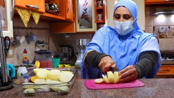 بتكسب 100 ألف شهريا.. من هي لوما صاحبة فيديو اتحديت كورونا وعملت عزومة؟ | شاهد