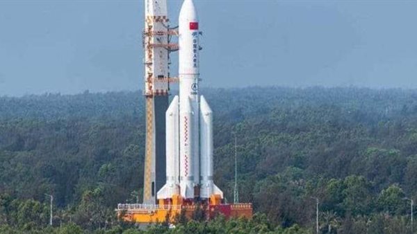 كوارث بكين لا تنتهي.. معلومات صادمة عن الصاروخ الصيني بعد فقد السيطرة عليه 