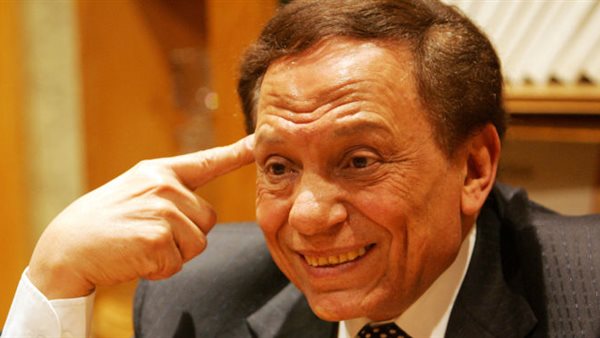 رقم خيالي..عادل إمام يتصدر التريند بعد تداول حجم ثروته 