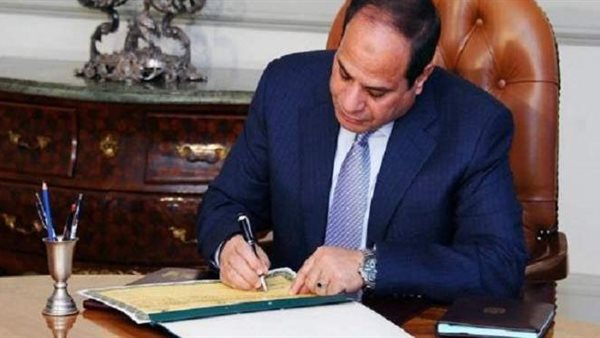 نشرتها الجريدة الرسمية .. الرئيس السيسي يصدر 6 قرارات جمهورية جديدة 