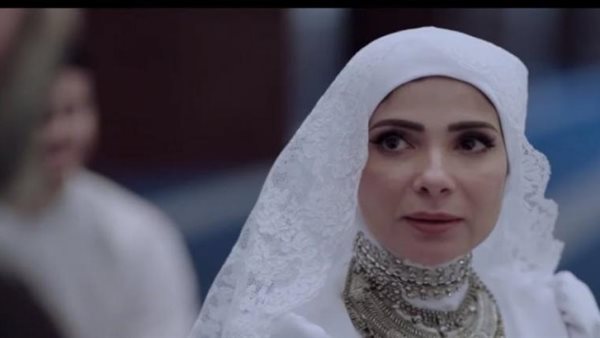 ربنا نجدني.. منى زكي تكشف عن خطة أحمد حلمي ورامز جلال للإيقاع بها | شاهد