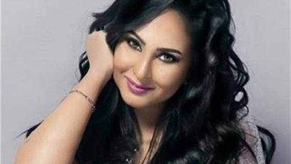 أنا طرشي الوسط الفني يا برص.. هجوم ناري من رحاب الجمل على رامز جلال 