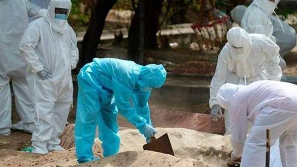 تفاصيل صادمة.. ما هو العفن الأسود ولماذا يصيب الناجين من كورونا | فيديو 