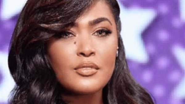 مجرم رسمي.. مطربة سعودية تفضح برنامج رامز عقله طار