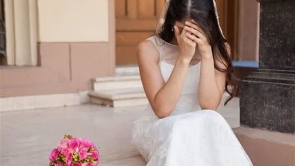 لن تتوقعه.. عروس تتعرض لموقف محرج في حفل زفافها