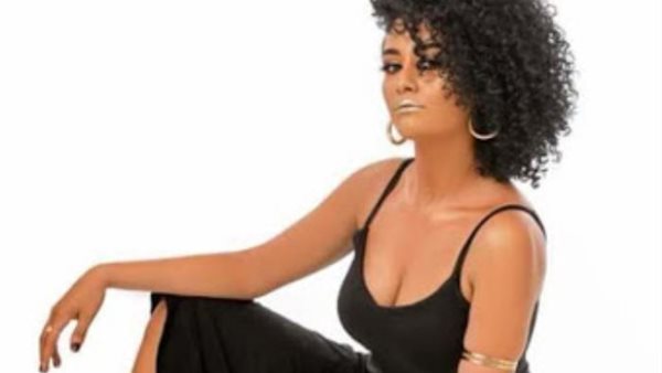 اتحرمت منها 20 سنة.. تفاصيل مثيرة في علاقة نانسي صلاح بوالدتها قبل وفاتها | شاهد