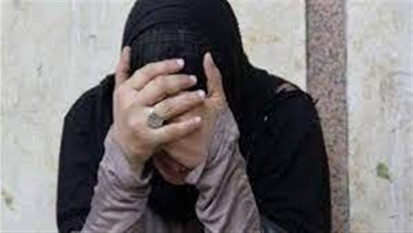 تخلصا من الجثة بهذه الطريقة.. تفاصيل صادمة عن قتل ربة منزل لزوجها بمساعدة عشيقها 