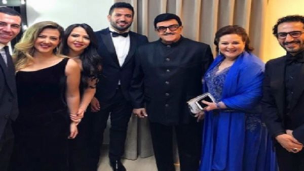 رد ناري من أسرة سمير غانم على حضور أفراد من الوسط الفني حفل زفاف يوم جنازته