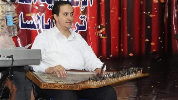 حفيد عبدالمطلب: عشقت العزف على القانون منذ نعومة أظفاري     