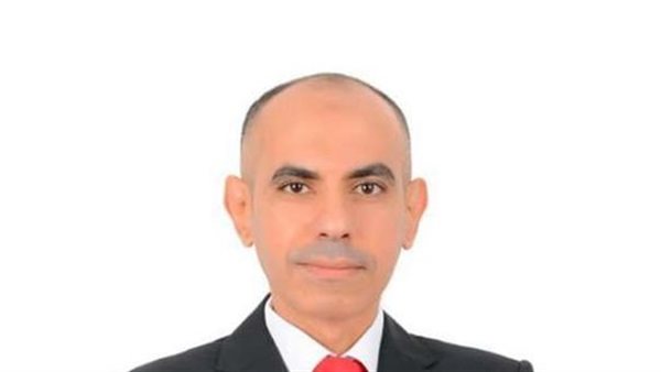 برلماني يوجه سؤلا لوزير الإسكان حول طريقة طرح محلات مشروع ممشى أهل مصر