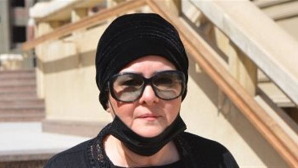 في الرعاية المركزة.. آخر تطورات الحالة الصحية للفنانة دلال عبد العزيز 