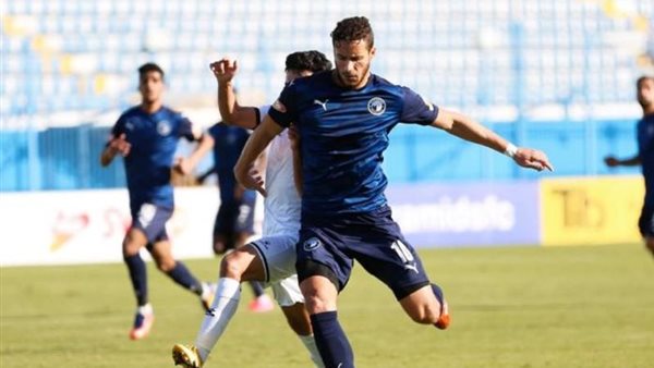 على طريقة رمضان صبحي.. بيراميدز يهدد صفقة الأهلي الصيفية