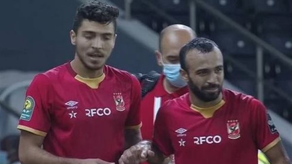 السوبر أهلاوي..بكاء مجدي قفشة عقب خروجه من لقاء نهضة بركان والأهلي 