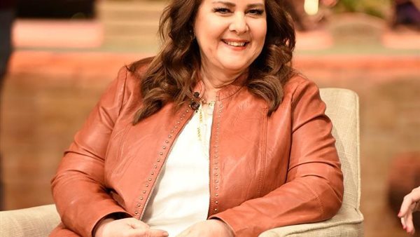 هل أبلغوها بوفاة سمير غانم؟.. تطورات في الحالة الصحية للفنانة دلال عبد العزيز