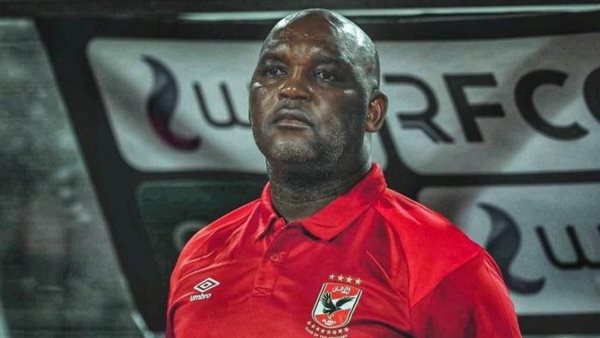 بفرمان من موسيماني.. شوبير يعلن اسم أول الراحلين عن الأهلي فى الصيف