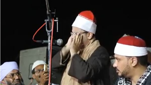 «يتغني بالقرآن».. غضب واسع من محمد الدرنكي بعد تلاوته في باكستان | شاهد