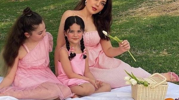 ادعوا لها..ابنة هيفاء وهبي تثير الجدل مجددا بصورة لها