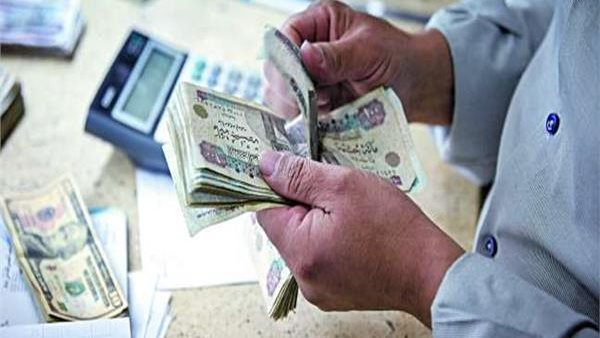 ترقيات وعلاوات ومعاشات وأجور.. قرارات حكومية جديدة تطبق خلال أيام