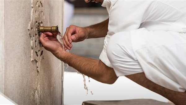 الإفتاء توضح حكم نزول قطرة بول بعد الوضوء