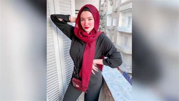 افتحي الكاميرا من أوضتك.. الفيديو المتسبب في الحكم على حنين حسام| شاهد