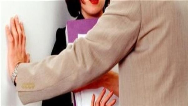 عشان يتفوقوا.. اعترافات صادمة للمدرس المتهم بالتحرش بطالبات بنها 