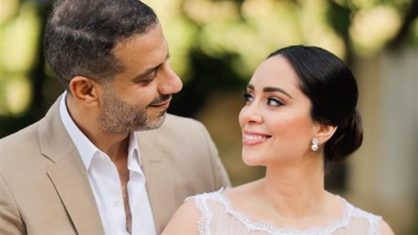 لسه متجوزناش والفرح كمان شهرين..تصريح صادم لمحمد فراج وبسنت شوقي