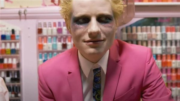 النجم العالمي إيد شيران يعود بقوة بأغنيته الجديدة 