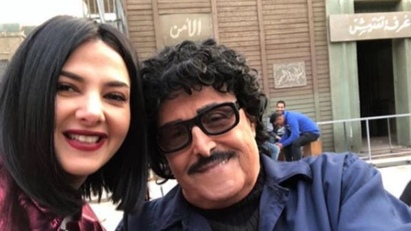 بعد 40 يوما على رحيله.. رسالة مبكية من دنيا سمير غانم لـ والدها 